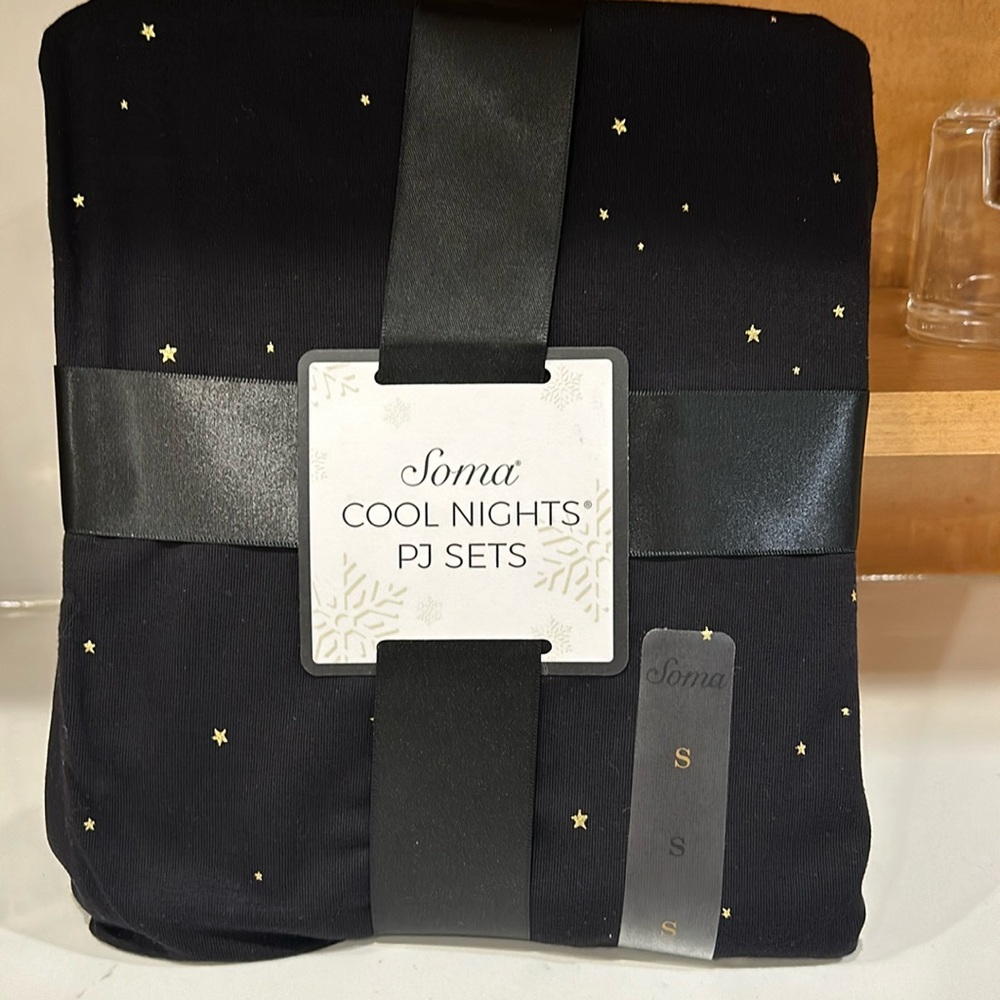 NEW  Still packaged!  Soma Cool Nights PJ Set. Size small